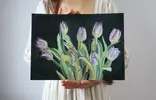 Maľba od slovenskej umelkyne Dominiky Lehockej "Tulipány"
