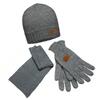 3-dielny Dámsky SET: Pletená čiapka + šál + rukavice "#naseslovenske" | Veľkosť: S/M | Sivá