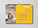 Nástenný mesačný kalendár s vlastnými fotografiami