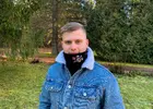 Univerzálny zateplený nákrčník s výšivkou "Kristián ružový" | Typ: čierna