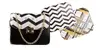 2-dizajnová Dámska crossbody kabelka s 2 vymeniteľnými klopami